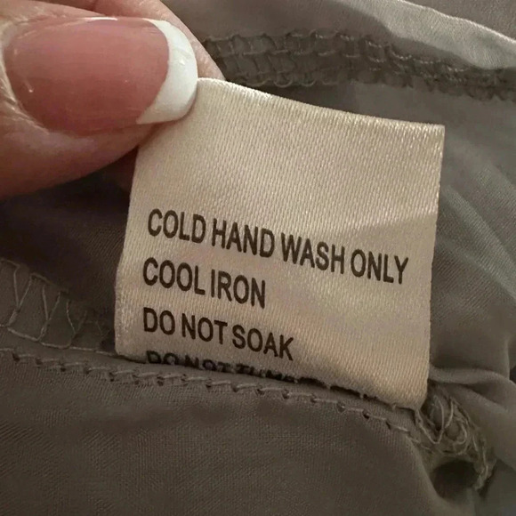 Seek The Label Gray Faux Suede Embroidered A-Line Mini Skirt Size S XS - Picture 9 of 10